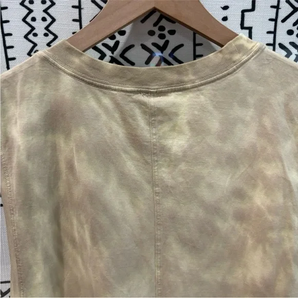 lululemon athletica Tan Tank Top - Picture 5 of 6